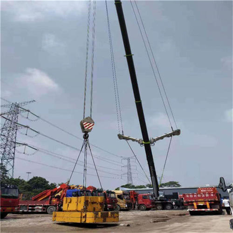 英州镇风电设备吊装