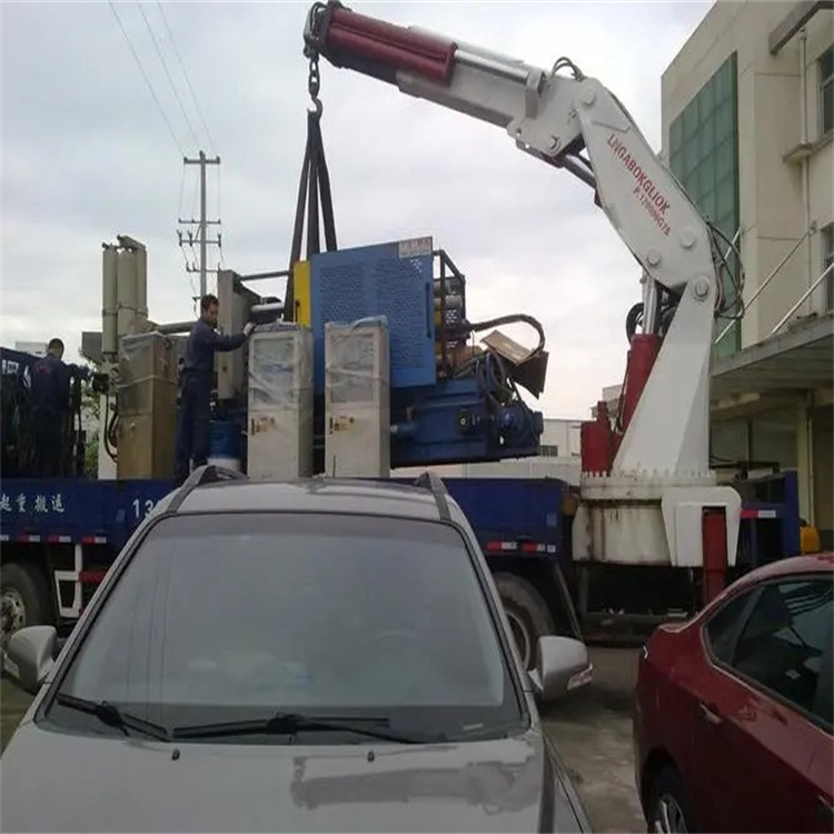 英州镇吊车救援小汽车怎么吊